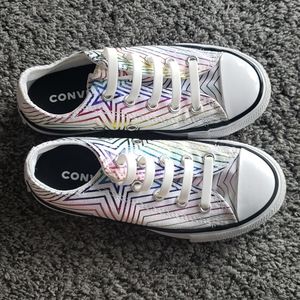Girls Converse  white star Rainbow Chuck Taylor All star low size 11